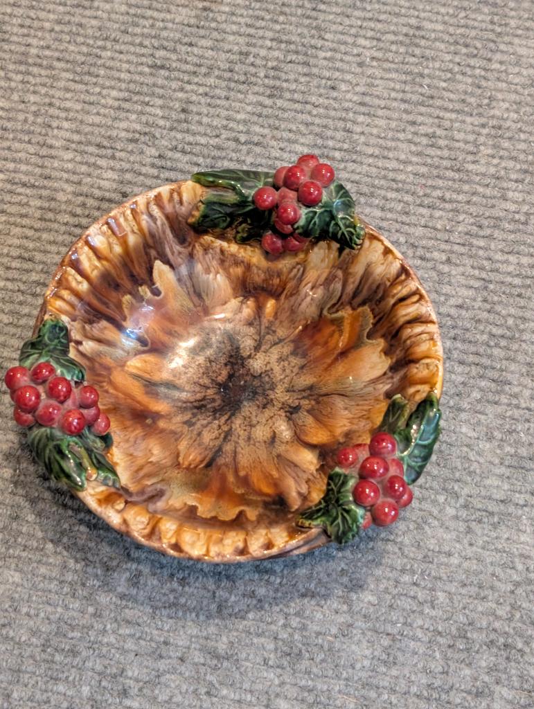 Vintage St. Peter Graz schaal met bessen decoratie, Ophalen