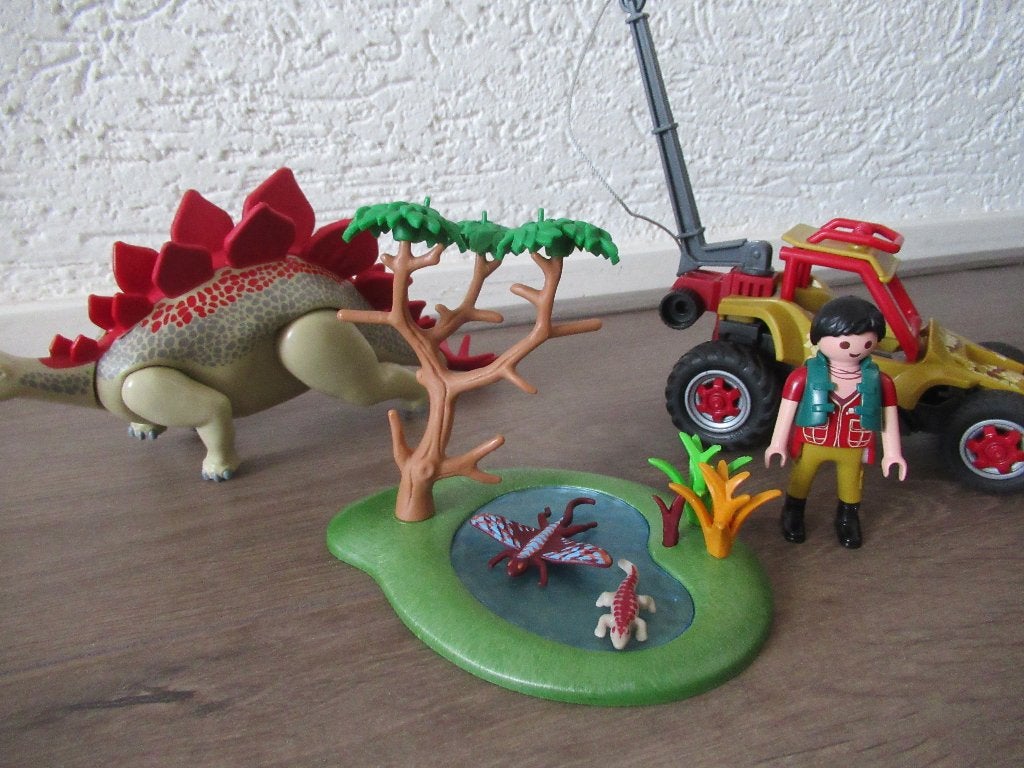 Playmobil Ontdekkingsvoertuig/ Stegosaurus 9432, Ophalen of Verzenden, Zo goed als nieuw, Complete set