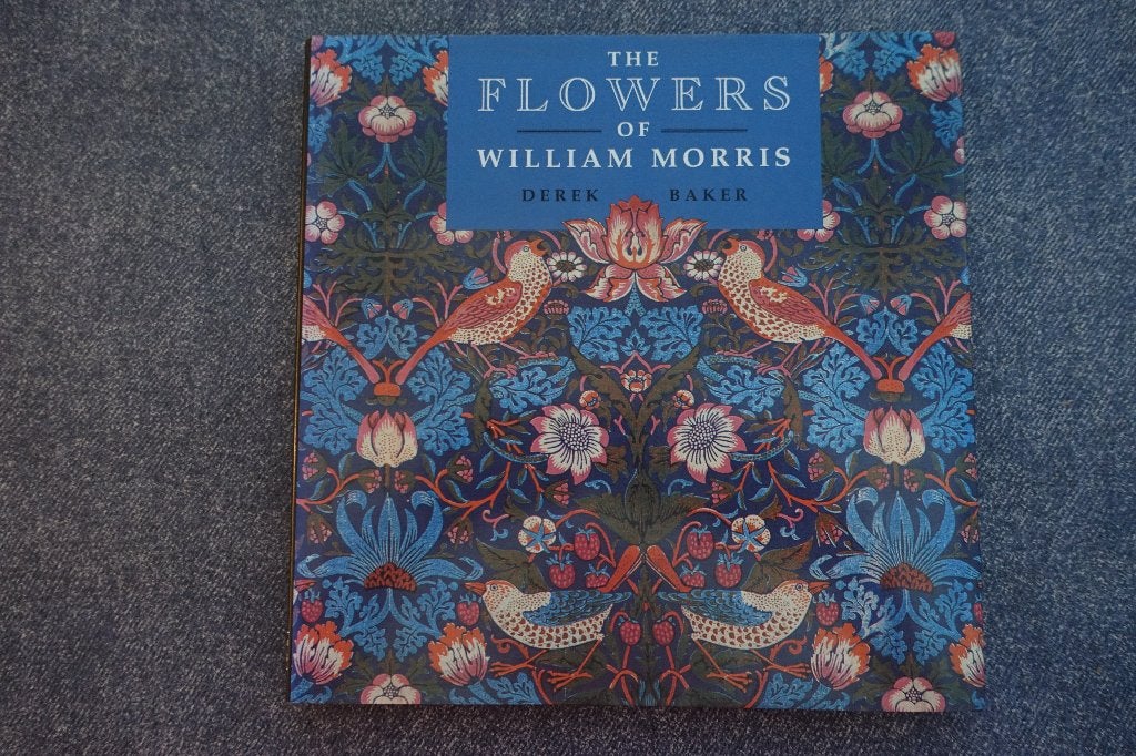 Derek W. Baker. The flowers of William Morris, Ophalen of Verzenden, Zo goed als nieuw, Overige onderwerpen