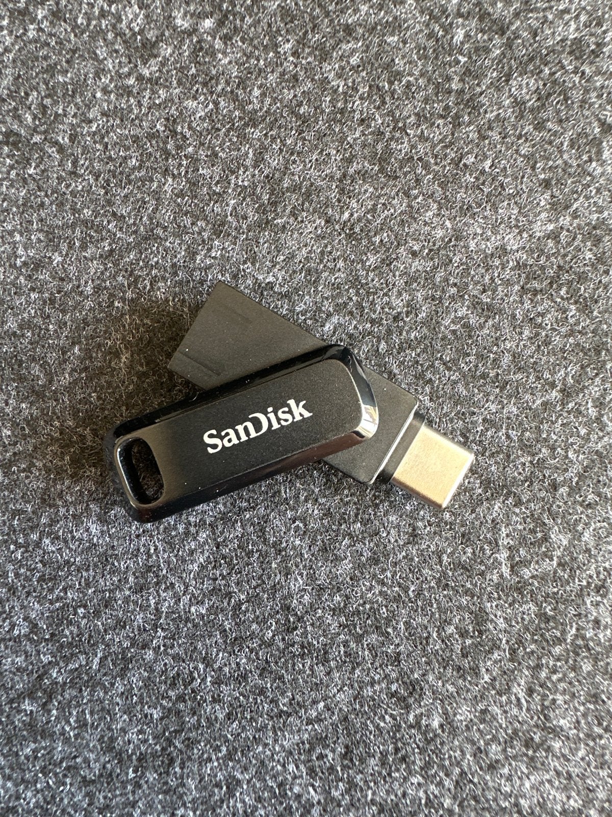 Sandisk 64GB USB-C en USB-A Dual Drive - Zo goed als nieuw, Ophalen, Zo goed als nieuw, 64 GB