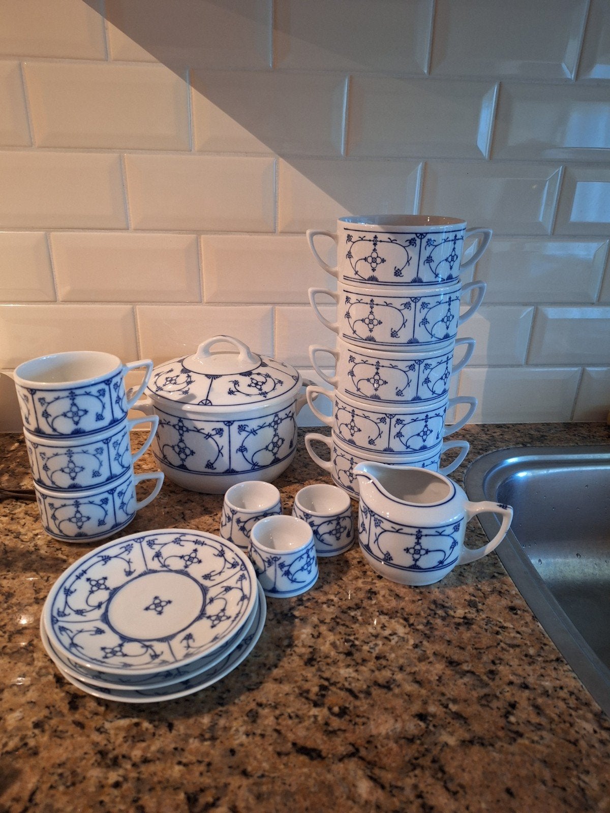Prachtig Blauw Saks servies - 17-delig, Ophalen of Verzenden