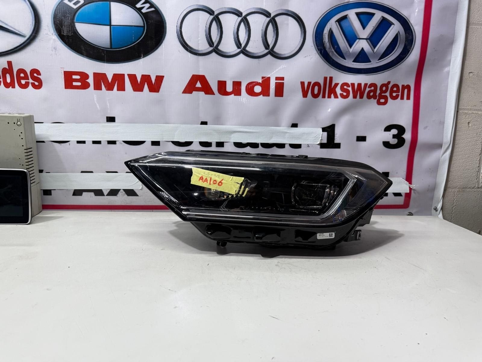 Volkswagen Jetta Koplamp, Gebruikt, -, -, Ophalen of Verzenden