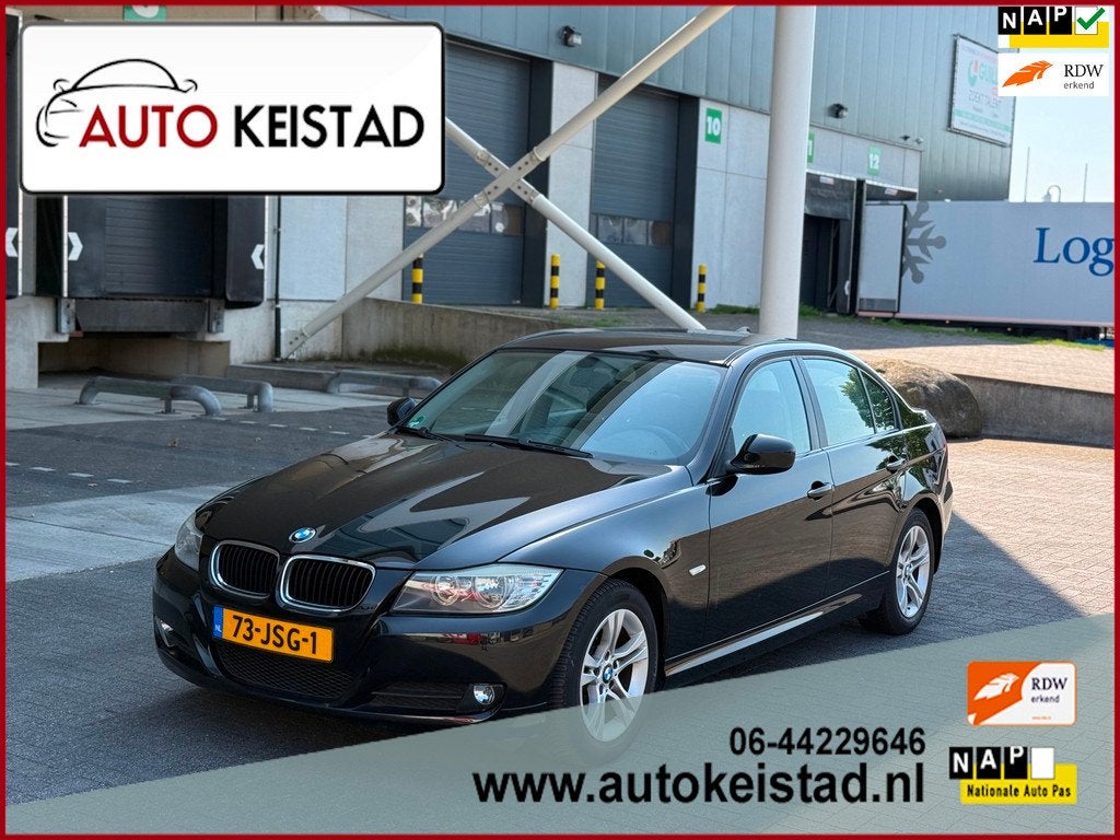 BMW 3-serie 316i LEDER/NAVIGATIE/CLIMA! ORIGINELE KILOMETERS, Gebruikt, 4 cilinders, Bedrijf, Handgeschakeld