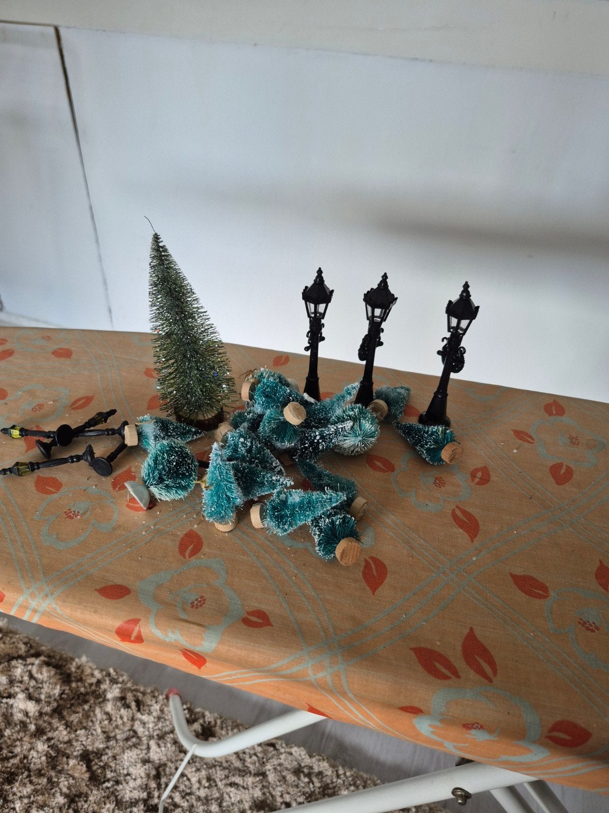 Kerstboompjes en lantaarns, Ophalen of Verzenden