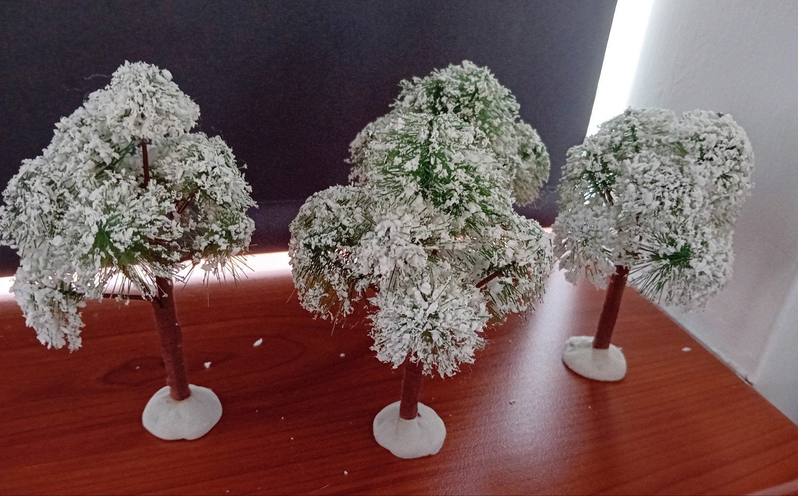 4st Mountain pine ong 14 cm hoog voor Kerstdorp, Ophalen of Verzenden