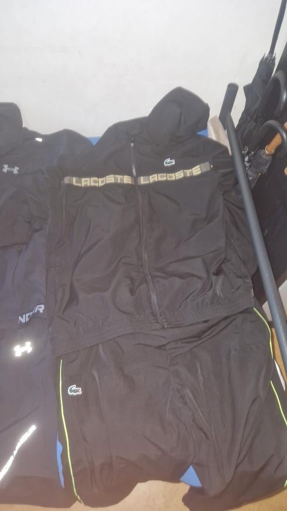 Lacoste Trainingspak Zwart - Zo goed als nieuw, Overige maten, Ophalen of Verzenden, Zo goed als nieuw, Algemeen