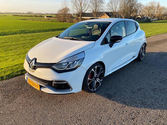Renault Clio 1.6 R.S. Trophy 2015/navi/clima/220pk/, 1618 cc, Gebruikt, Euro 6, 4 cilinders