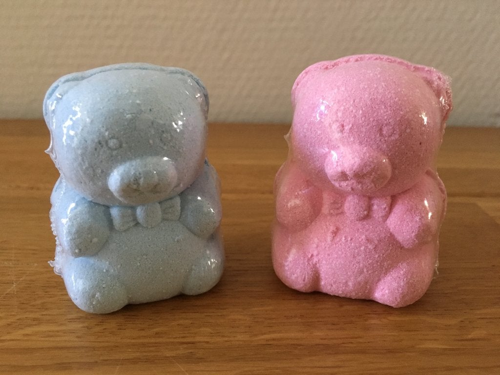 uitdeel bedankjes bad bruis beer roze 23 stuks blauw 24 stuk, Ophalen of Verzenden, Nieuw