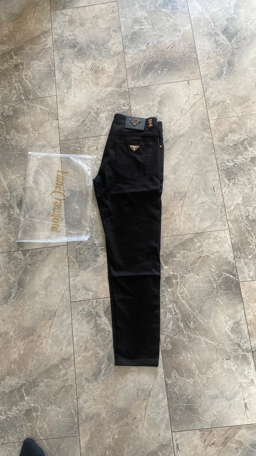Zwarte jeans met gouden details, Ophalen of Verzenden, Nieuw, Zwart, Overige jeansmaten