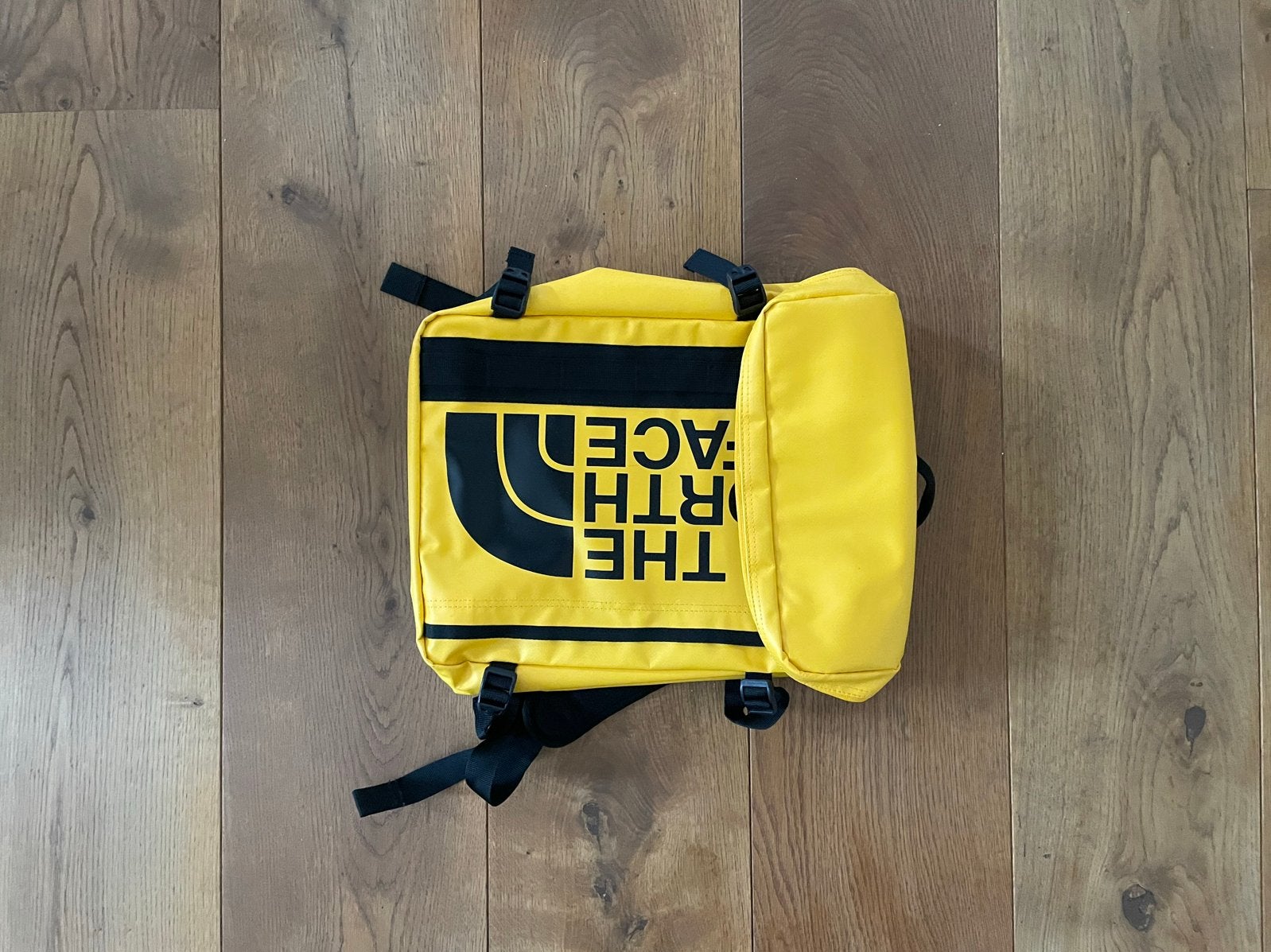 The North Face Gele Rugzak - Yellow Backpack, Ophalen, Zo goed als nieuw, 25 tot 40 cm, Overige merken