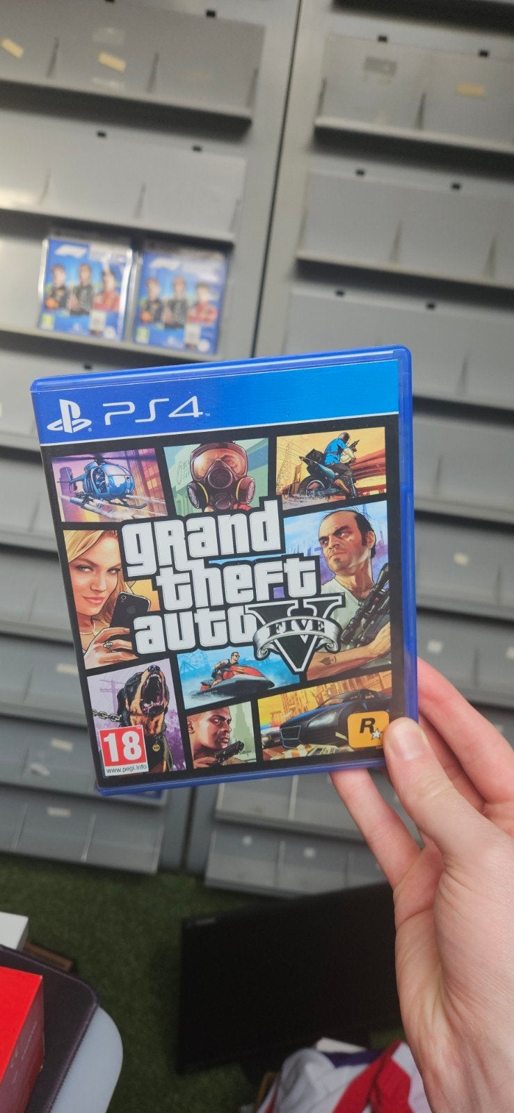Grand Theft Auto V (GTA 5) PS4 - Zo goed als nieuw, Avontuur en Actie, Online, Vanaf 18 jaar, Rockstar Games, 622 Broadway, New York, NY 10012, USA