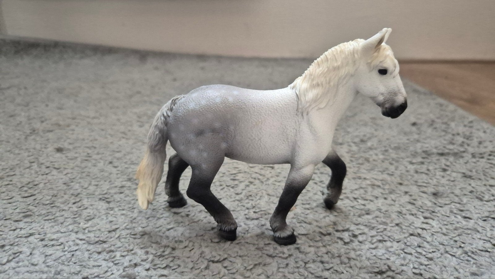 Schleich Farm World Percheron merrie, Ophalen of Verzenden, Zo goed als nieuw