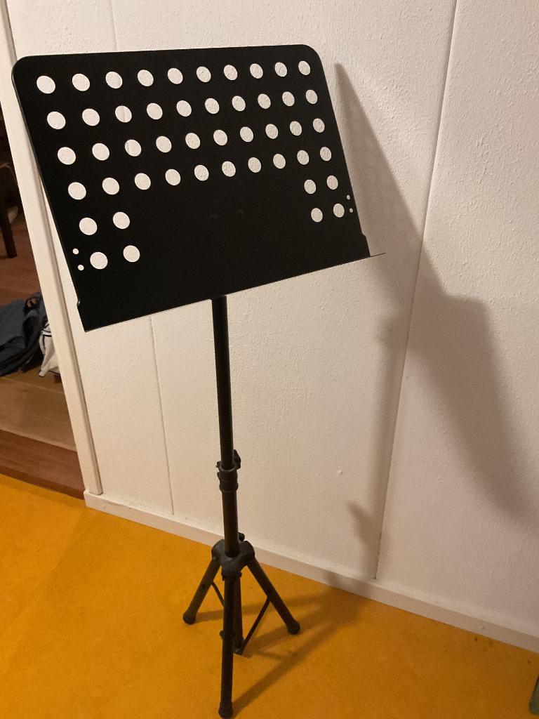Muziekstandaard, Ophalen, Zo goed als nieuw, Muziekstandaard, Klarinet