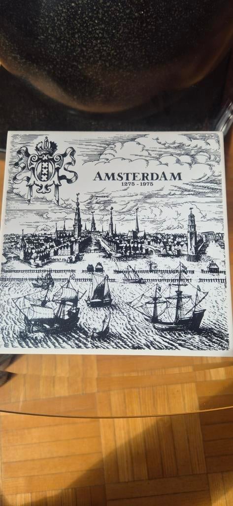Gaaf tegeltje 700 jaar Amsterdam 1275-1975, Ophalen of Verzenden