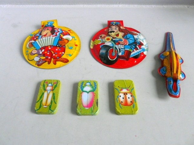Blikken Knijpkikkers 6 stuks, Antiek en Kunst, Curiosa en Brocante, Ophalen of Verzenden