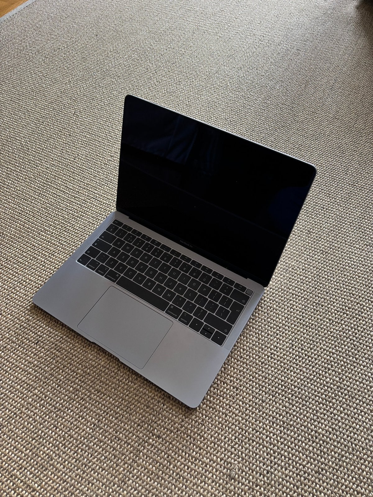 MacBook Air Retina, 13-inch, 2019, Qwerty, 8 GB, 13 inch, Minder dan 2 Ghz