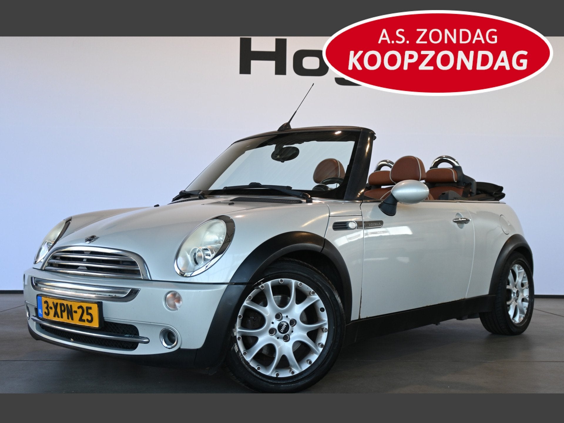 MINI Cabrio 1.6 One Sidewalk Cabrio Airco Cruise Lichtmetaal, Auto's, Gebruikt, Huisgarantie, 4 cilinders, 4 stoelen