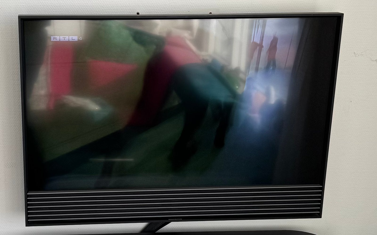 BeoVision Horizon 40”, Ophalen, Zo goed als nieuw, 50 Hz, Overige merken