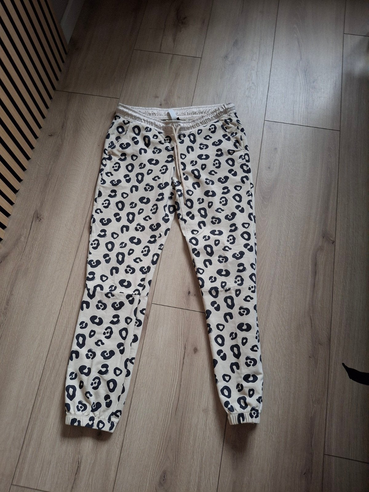 10DAYS Luipaardprint Joggingbroek Maat M, Maat 38/40 (M), 10DAYS, Beige, Ophalen of Verzenden