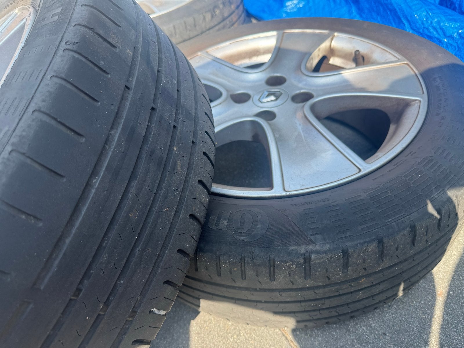 Renault Clio velgen met banden, Gebruikt, Ophalen of Verzenden, Bumper, Renault