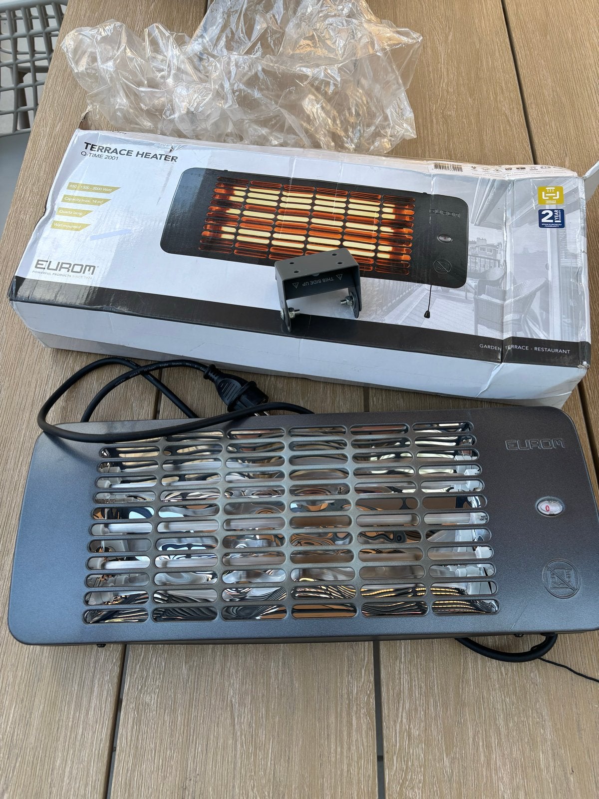 Eurom Q-Time 2001 Terrasverwarmer - Elektrisch, Ophalen of Verzenden, Gebruikt, Elektrisch, Wand
