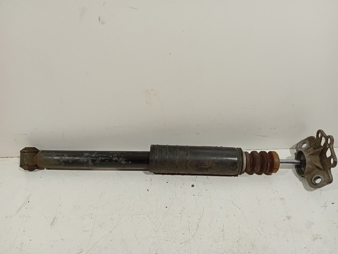 Schokbreker links achter Fiat Punto, Auto-onderdelen, Onderdelen@venauto.nl, Van der Ven Autorecycling B.V., Gebruikt, Ettenseweg 76, 4706 PB Roosendaal, The Netherlands