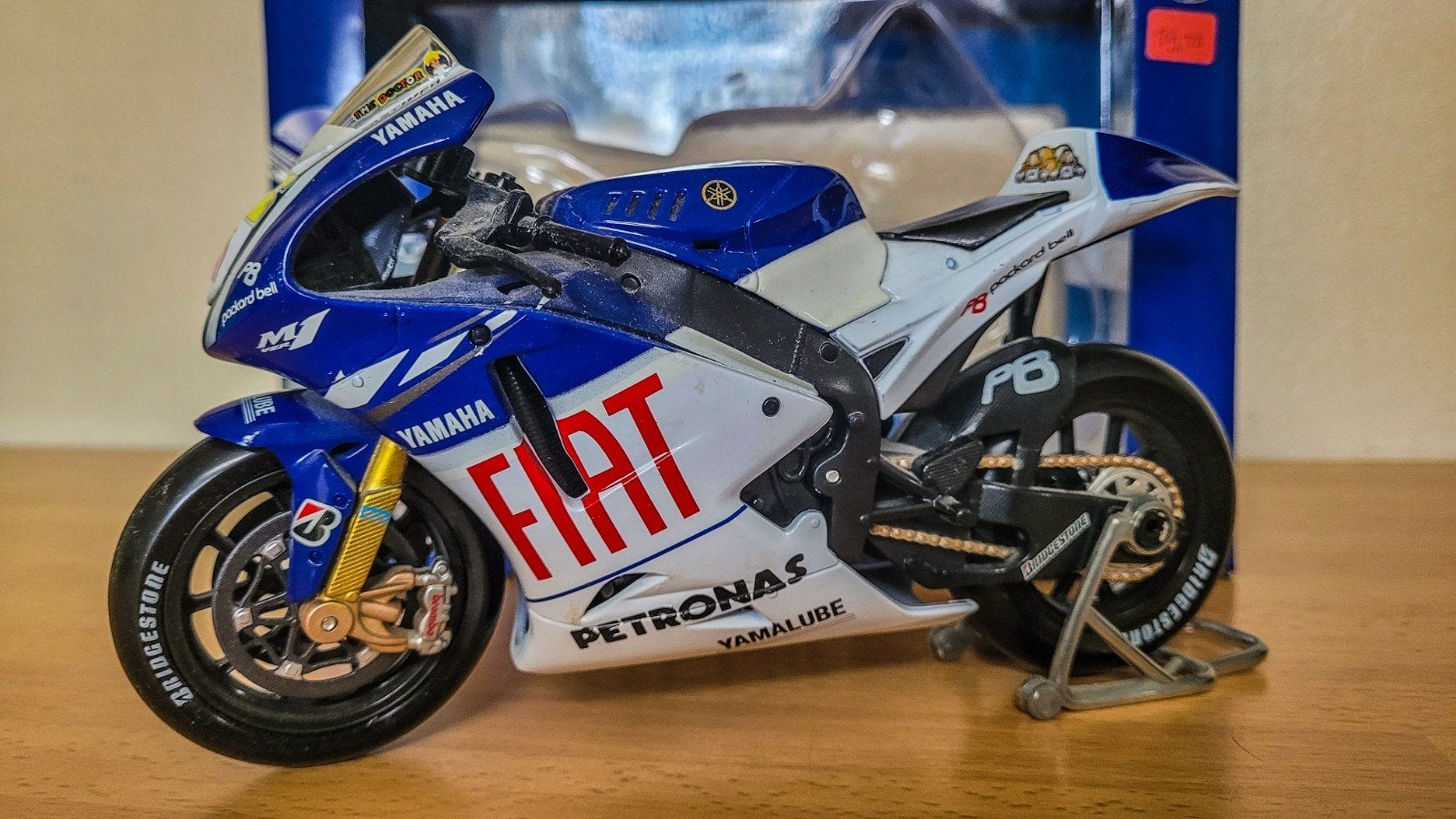 Yamaha factoren racing Rossi, Ophalen of Verzenden, Groter dan 1:32