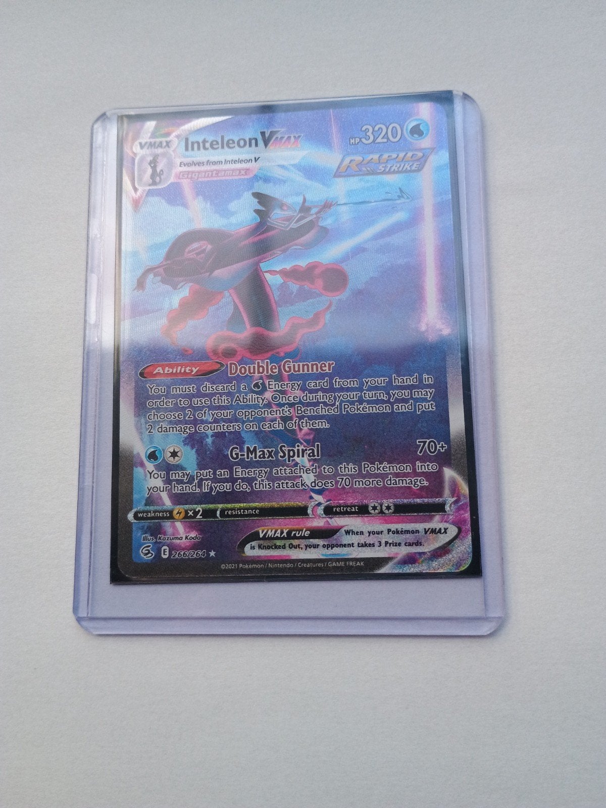 Inteleon VMAX Pokémon kaart (Rapid Strike), Ophalen of Verzenden, Zo goed als nieuw, Losse kaart, Foil