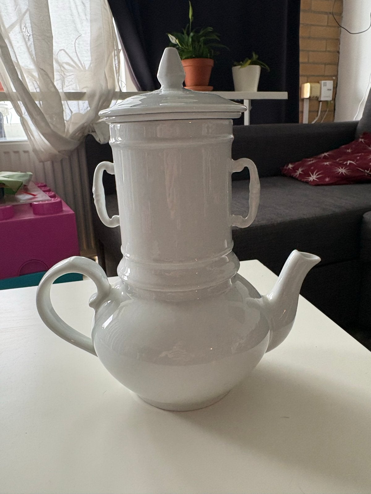 Witte thee/koffiepot met filter - Apilco France Porcelaine, Zo goed als nieuw, Steen/keramiek, Wit, Overige merken