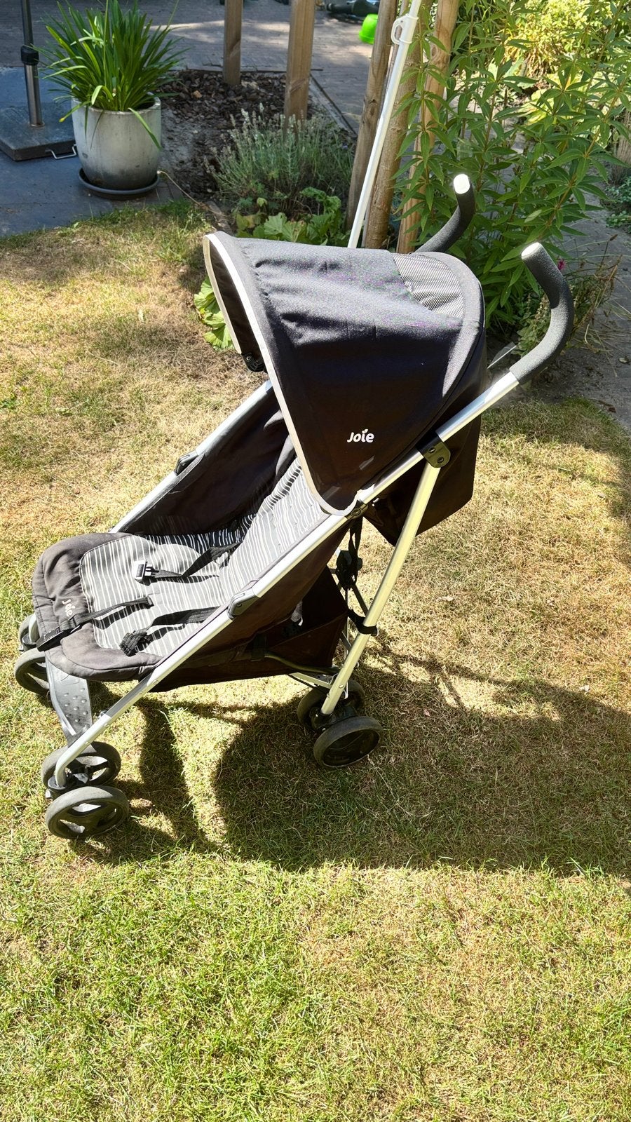 Jolie buggy voor op reis of dagje uit - Makkelijk inklapbaar, Ophalen of Verzenden, Gebruikt, Overige merken