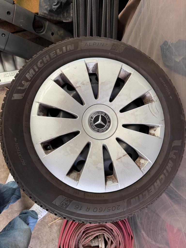 Michelin Alpin 7 winterbanden 205/60 R16, 7MM, DOT 2025, Ophalen, Gebruikt, 16 inch, Band(en)