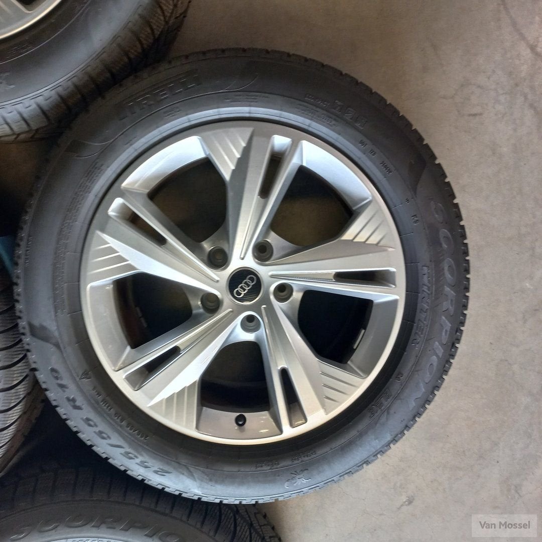 Audi Q6 E-Tron Pirelli Scorpion Winter 235/60/R19 - 255/55/R, 19 inch, Gebruikt, 255 mm, -
