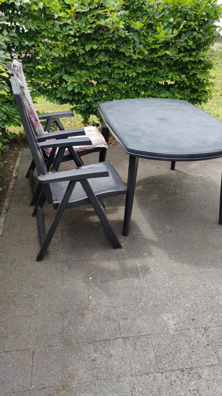 Tuinset, tafel met 4 tuinstoelen met bijpassende kussens, Ophalen, 4 zitplaatsen, Kunststof, Gebruikt