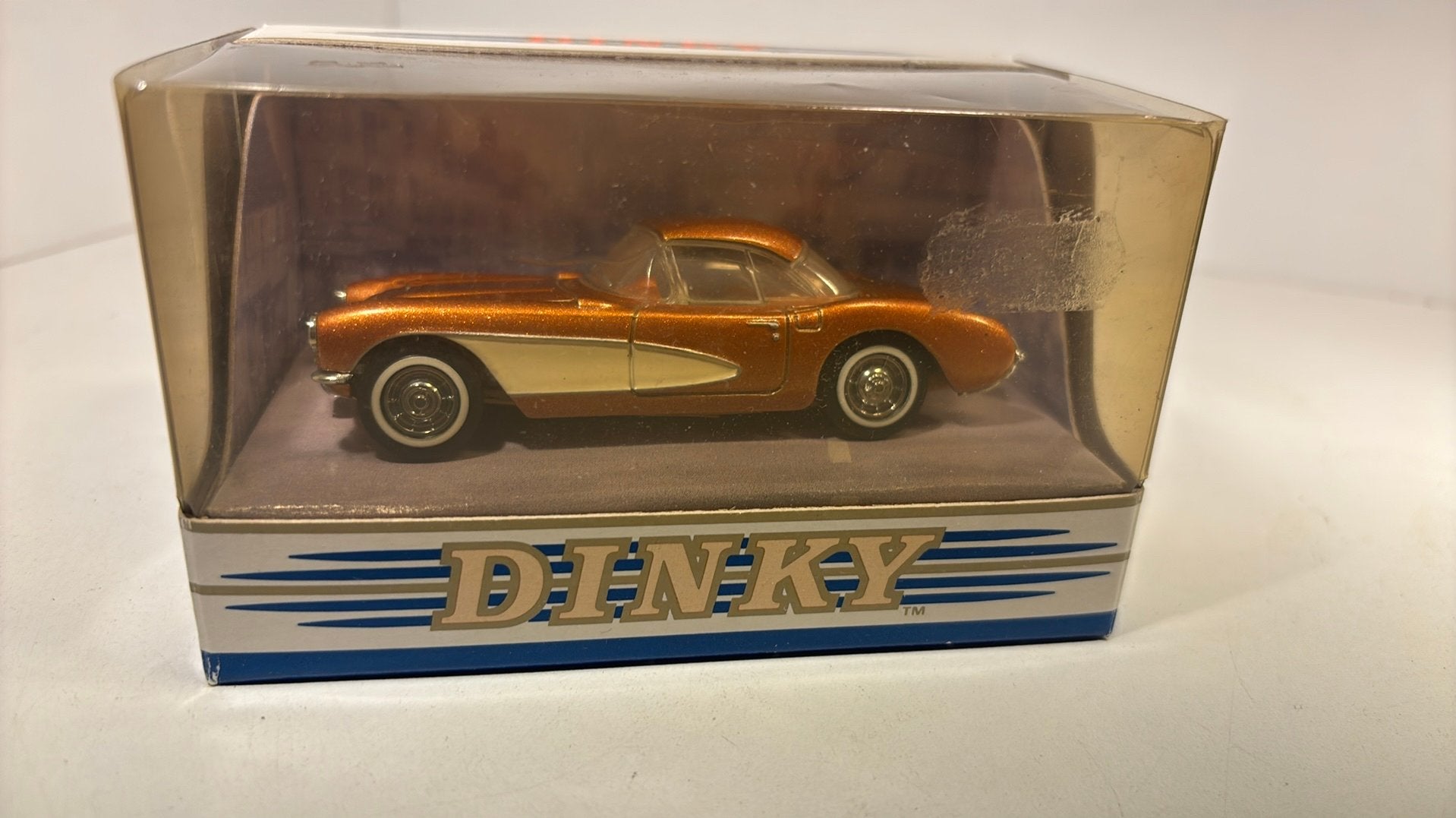 Chevrolet Corvette 1956 dinky Matchbox 1.43, Auto, Ophalen of Verzenden, A, A