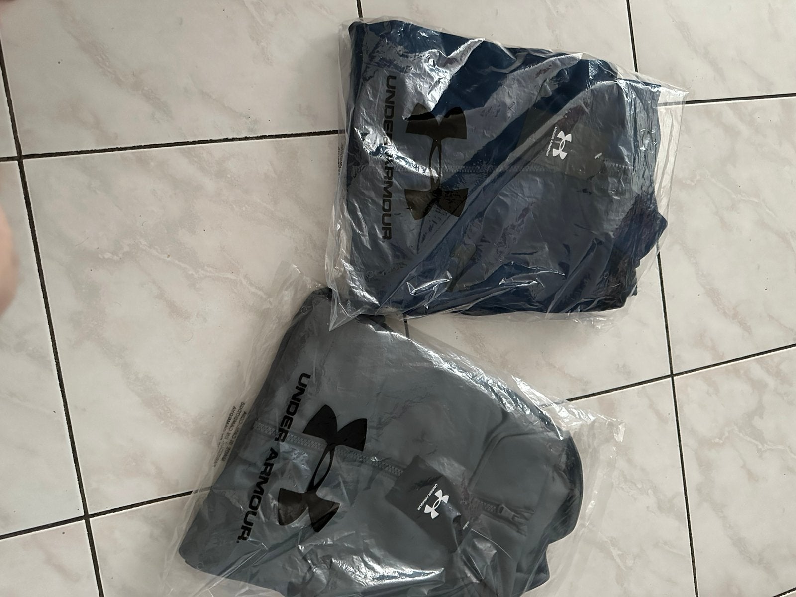 Under Armour tracksuit NIEUW blauw & grijs S €40 p/st, Ophalen of Verzenden, Nieuw, Blauw, Algemeen