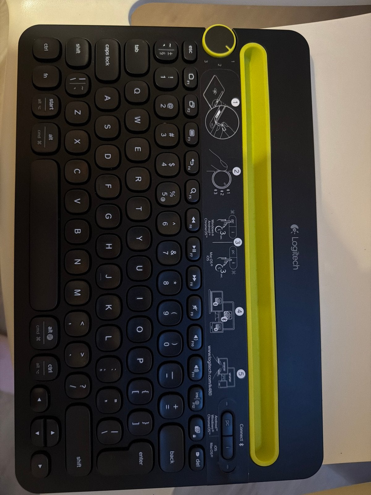 Logitech K480 Bluetooth Multi-Device Toetsenbord, Ophalen, Multi-device, Zo goed als nieuw, Draadloos