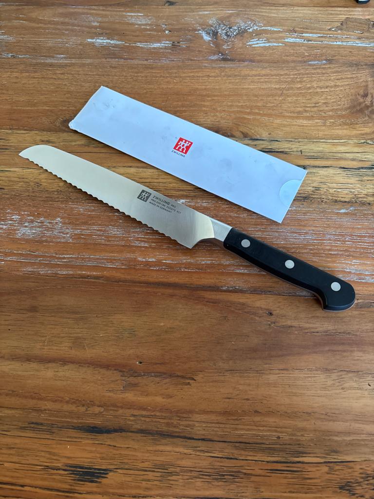ZWILLING PRO BROODMES - Hoogwaardig en scherp, Overige typen, Nieuw, Ophalen of Verzenden, Zwart