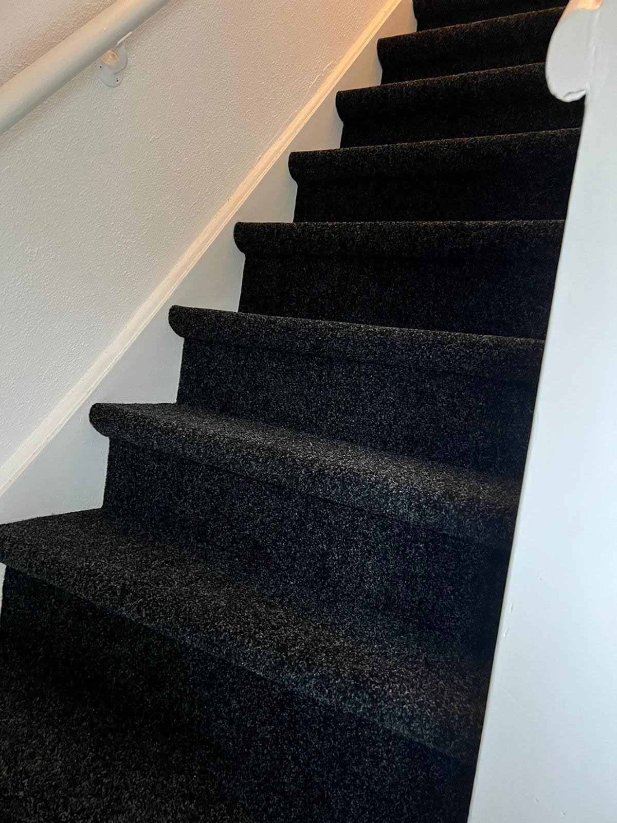 Actie! Trap gelegd incl tapijt, Ophalen, Nieuw, Minder dan 10 m², Tapijt