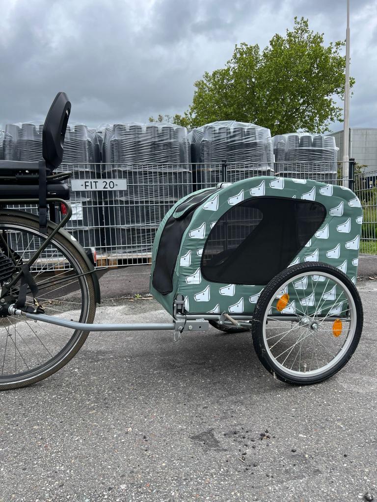 Honden fiets kar, Fietsen en Brommers, Fietsaccessoires | Aanhangers en Karren, Ophalen, Zo goed als nieuw, Hondenkar, Thule