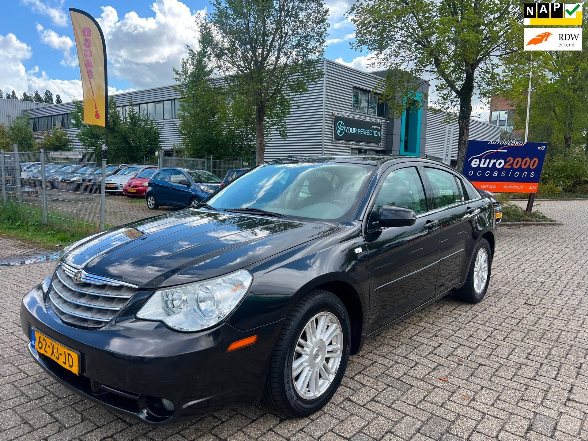 Chrysler Sebring 2.0 Touring First Edition - SCHUIFDAK - NAP, 1998 cc, Gebruikt, Zwart, Zwart