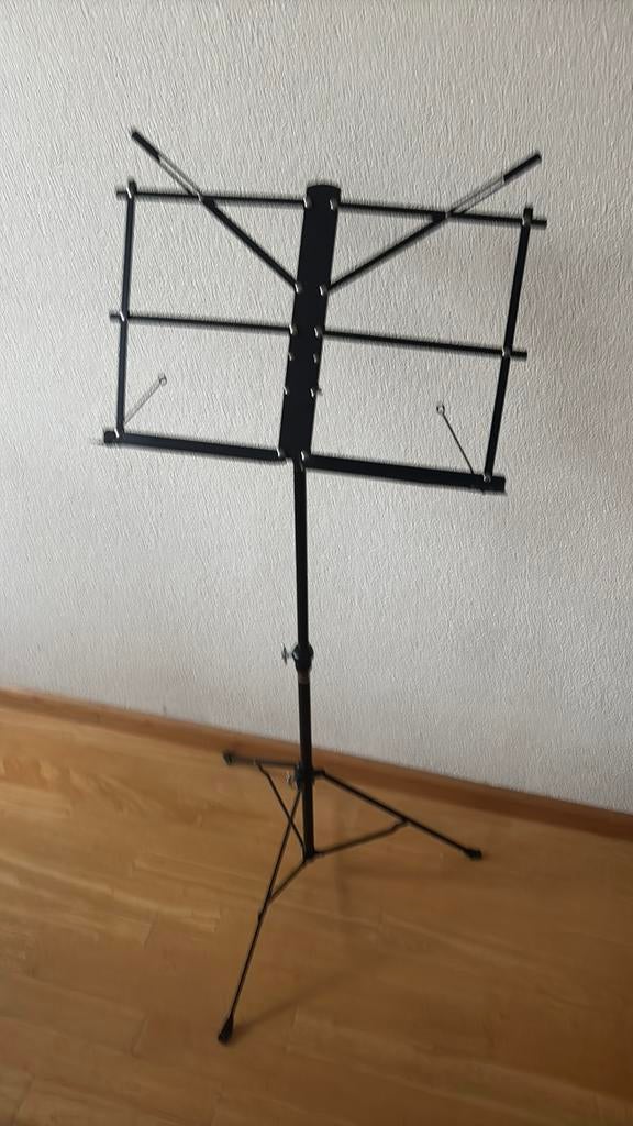 blad muziekstandaard, stevig, voor gitaar, fluit, viool, enz, Muziek en Instrumenten, Ophalen of Verzenden, Zo goed als nieuw