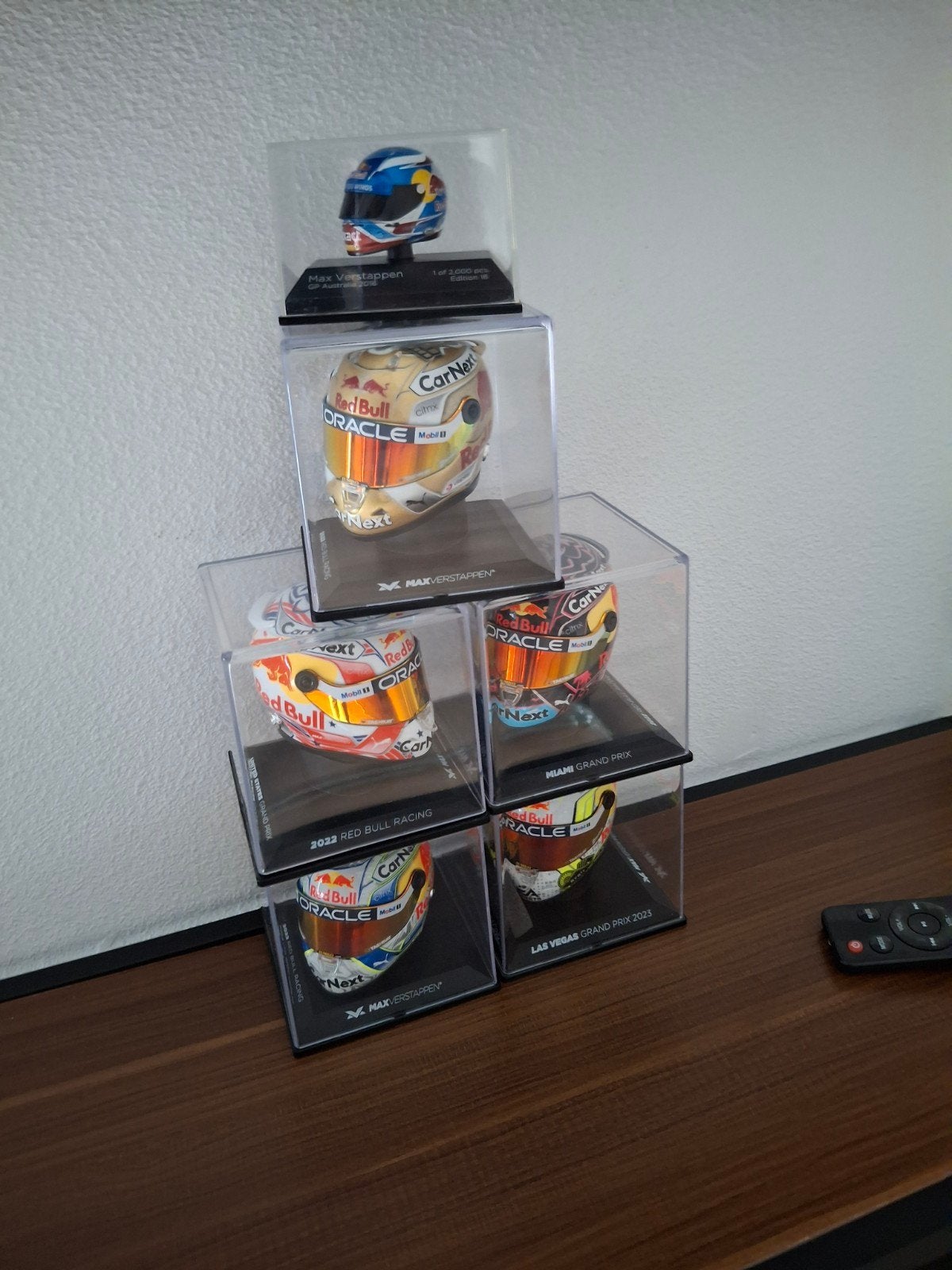 Max Verstappen F1 Helm Collectie - Schaalmodellen, Verzamelen, Ophalen of Verzenden, Zo goed als nieuw, Formule 1