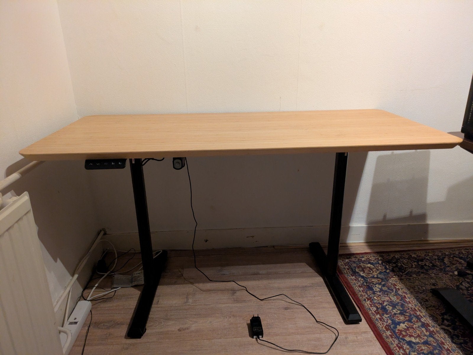 Elektrisch Zit-sta Bureau - 140x65cm, Ophalen, Zit-sta bureau, Hout, Zo goed als nieuw
