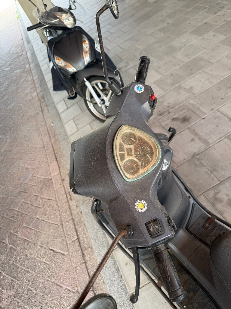 Defecte Scooter - Start en rijdt niet meer, Ophalen, Gebruikt, Maximaal 45 km/u, 50 cc
