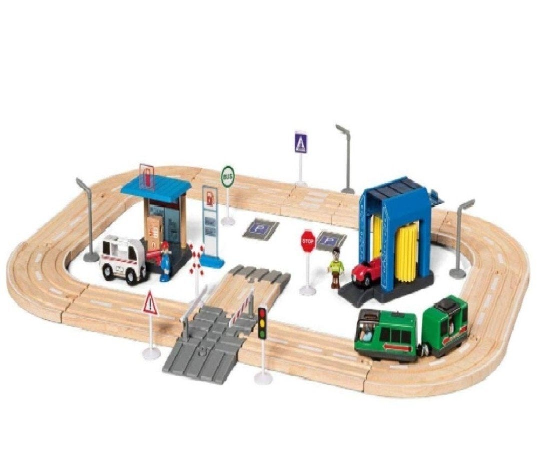 Houten treinbaan met auto's, bus en accessoires, Ophalen