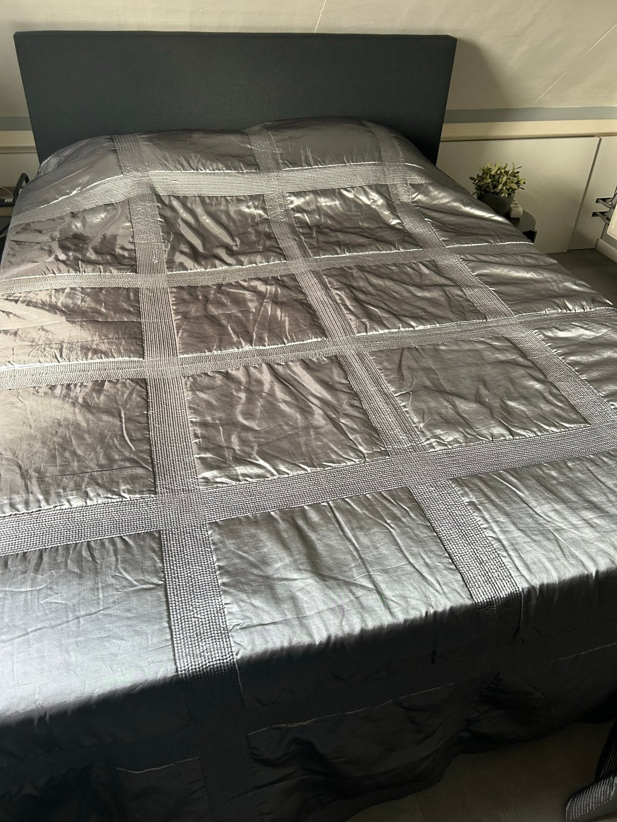 Damai Luxe Bedsprei Montana 270x270 cm, Lits-jumeaux, Ophalen of Verzenden, Zo goed als nieuw, Overige merken