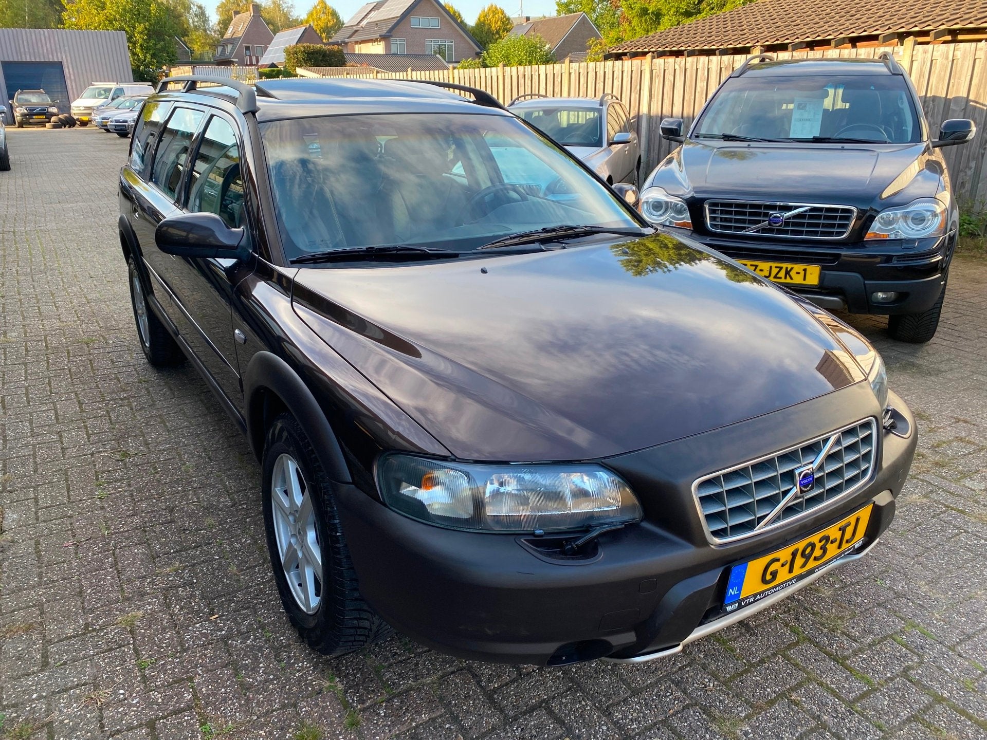 Volvo XC70 2.5 T AWD Automaat Comfort LEER / SUNROOF / YOUNG, foto 5