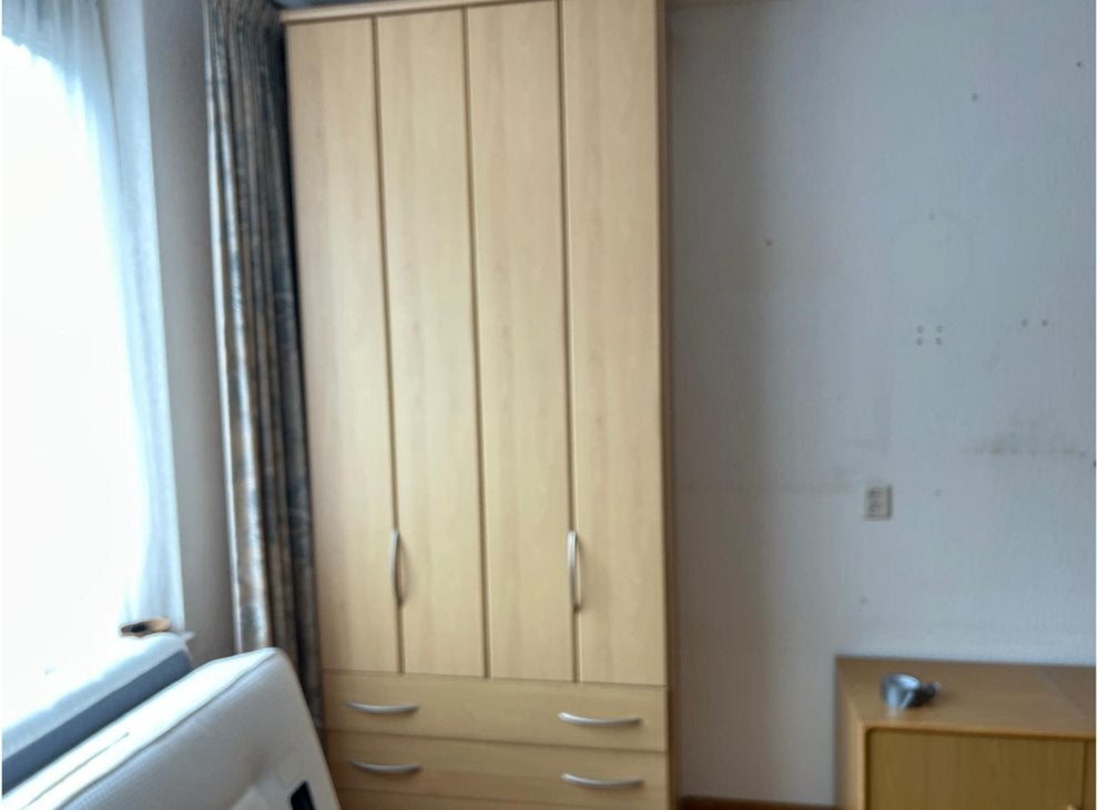 nolte kledingkast in zeer goede staat, Ophalen, 100 tot 150 cm, Zo goed als nieuw, Met lade(s)