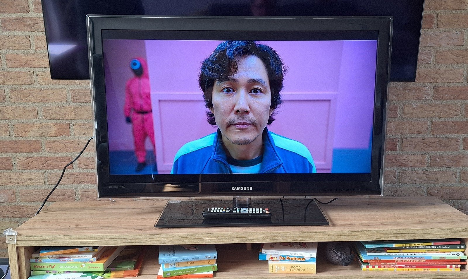 Samsung UE37C5100Q LED TV - met kras en barst, Ophalen, 50 Hz, 80 tot 100 cm, Samsung