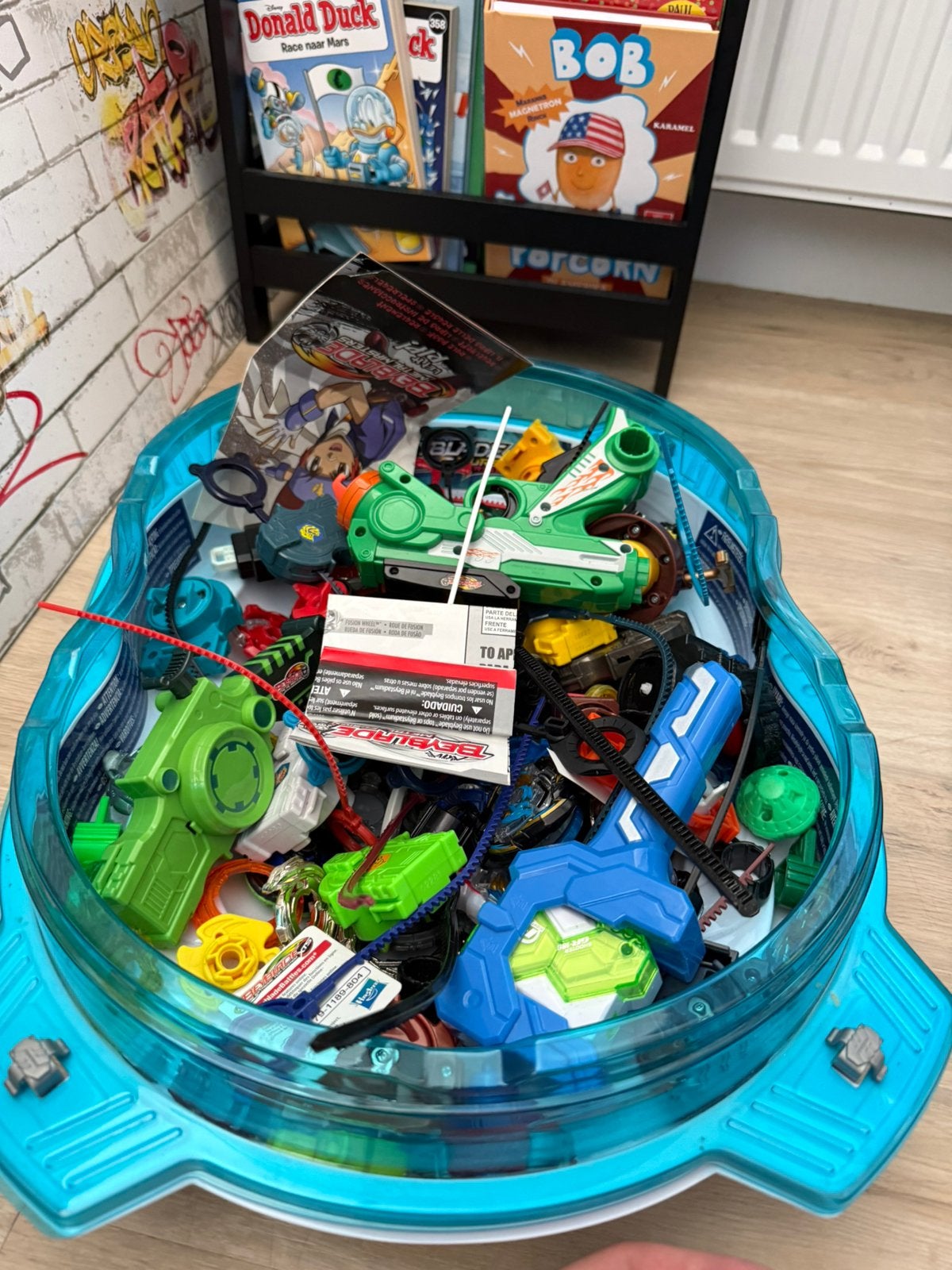 Te koop beyblades, Kinderen en Baby's, Speelgoed | Overig, Ophalen, Jongen of Meisje